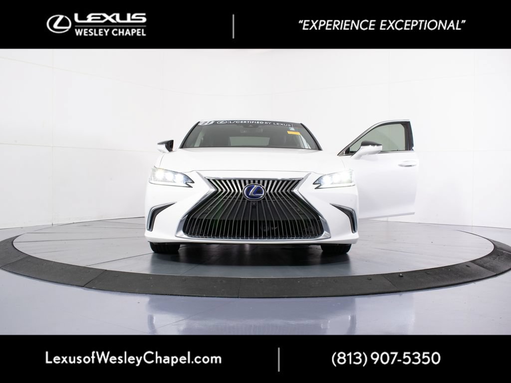 Used 2021 Lexus ES 300h Ultra Luxury w/ Accessory Package 2 FWD image 28