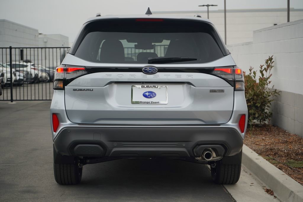 New 2025 Subaru Forester Touring w/ Touring Package image 4