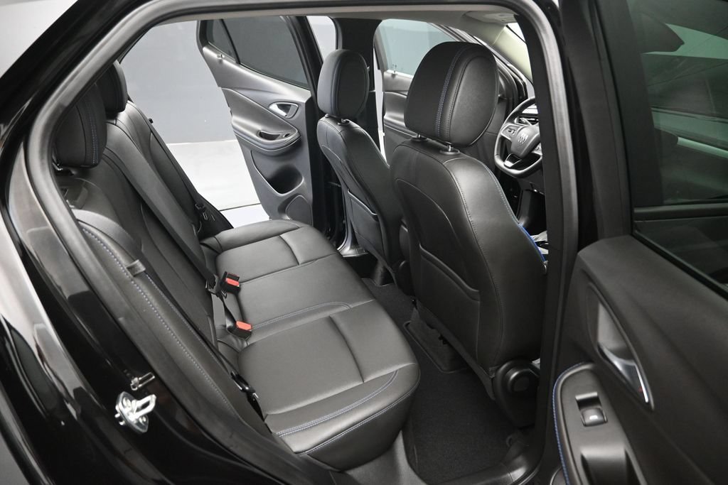Used 2025 Buick Encore GX Sport Touring FWD image 26