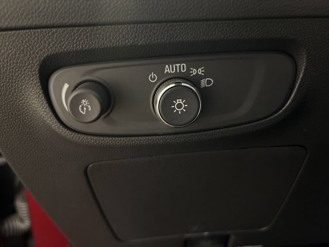 Certified 2025 Buick Encore GX Sport Touring w/ Experience Buick Package AWD/4WD image 17