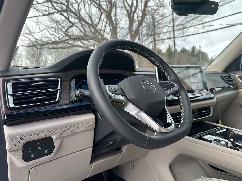 New 2026 Volkswagen Atlas SEL image 6