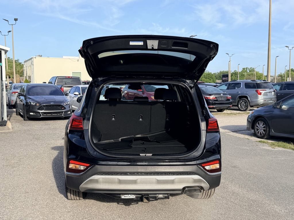 Used 2019 Hyundai Santa Fe SEL FWD image 12