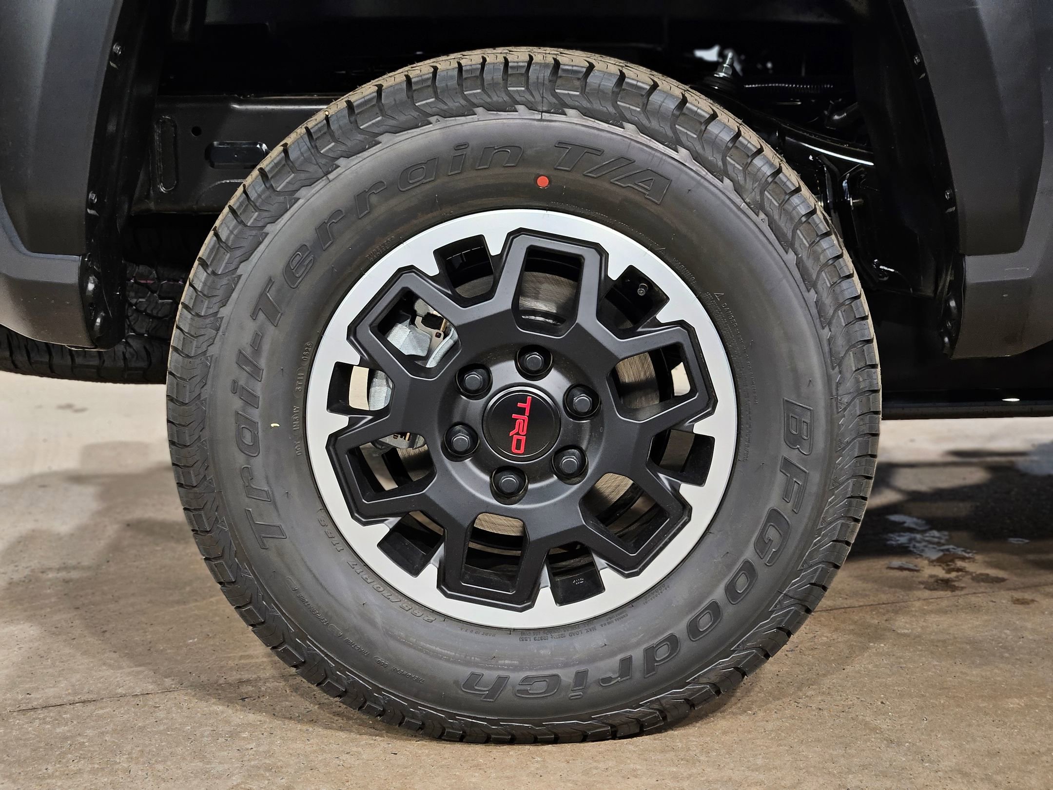 New 2026 Toyota Tacoma TRD Off-Road AWD/4WD image 22