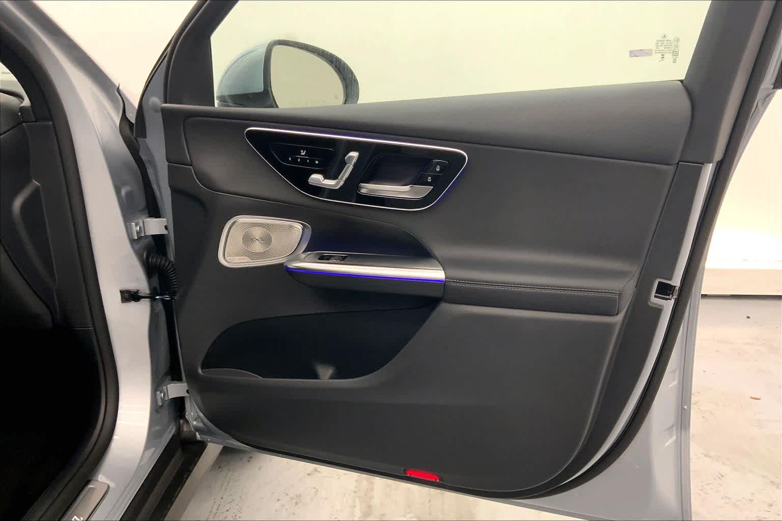 New 2026 Mercedes-Benz GLC 300 image 11