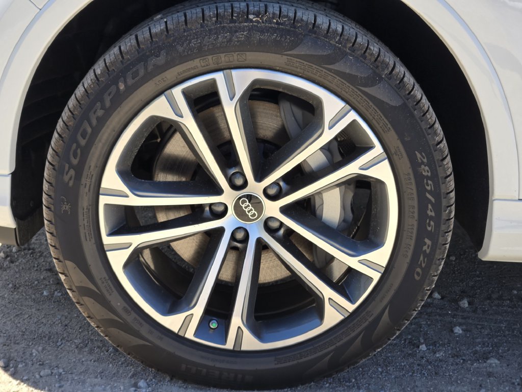 New 2026 Audi Q7 2.0T Premium AWD/4WD image 16
