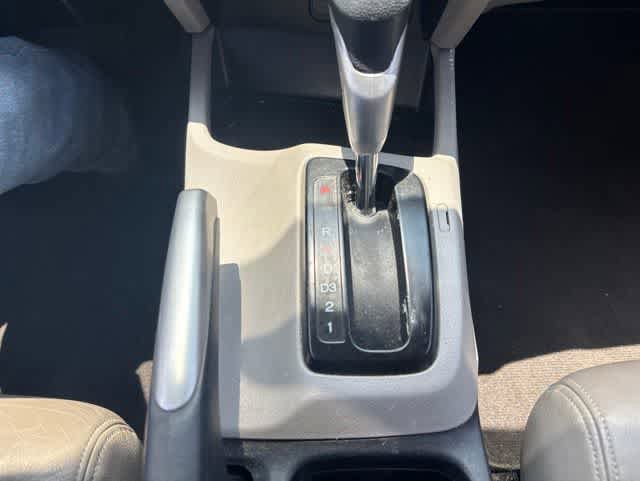Used 2012 Honda Civic EX-L image 17