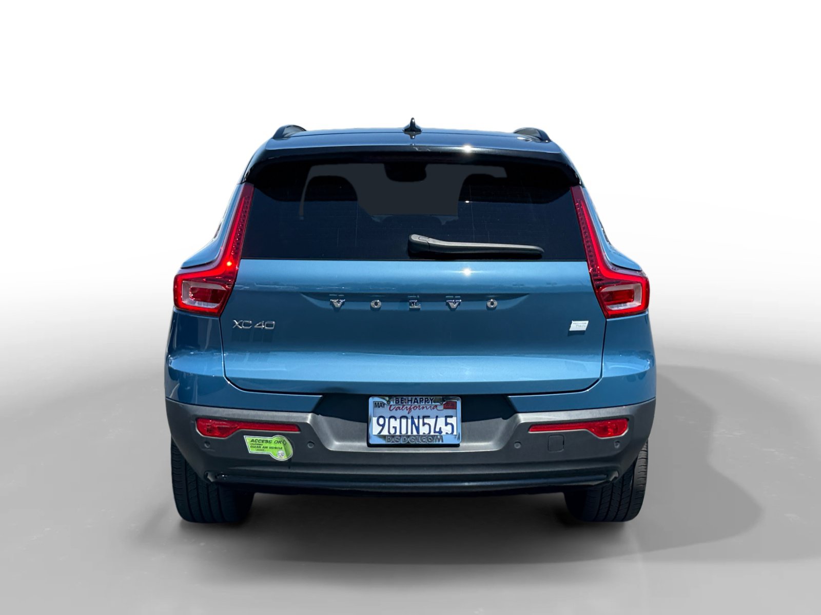Used 2023 Volvo XC40 Recharge Plus AWD/4WD image 4