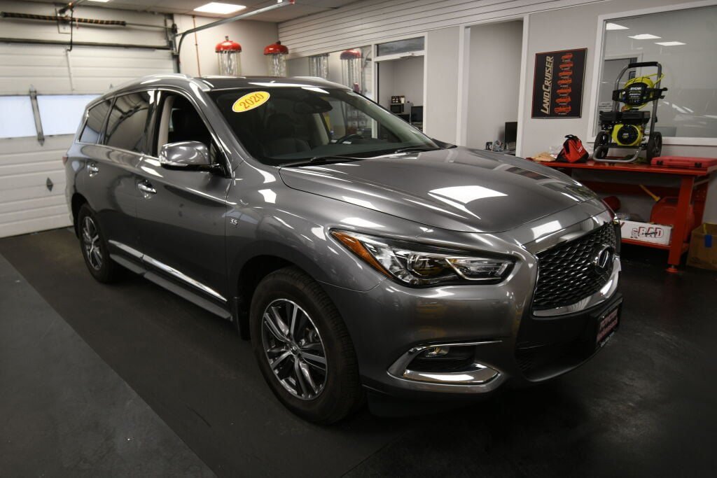 Used 2020 INFINITI QX60 Luxe AWD/4WD image 2