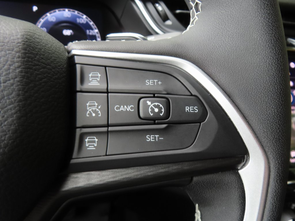 Certified 2024 Jeep Grand Cherokee Altitude image 24