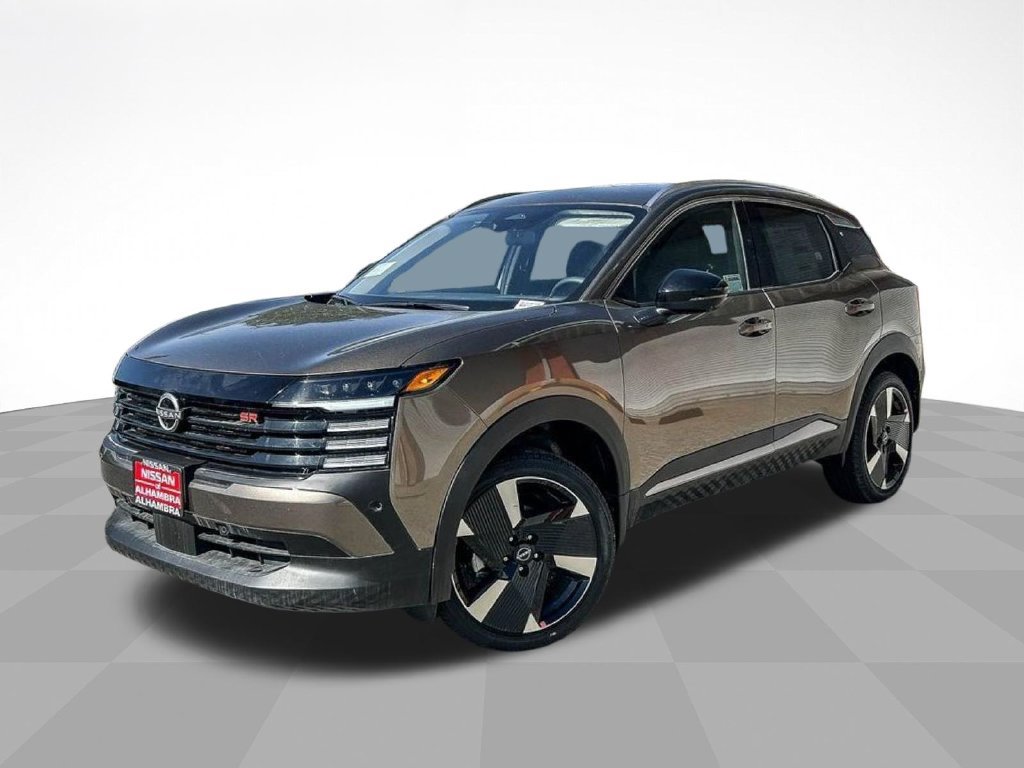 New 2026 Nissan Kicks SR FWD image 2
