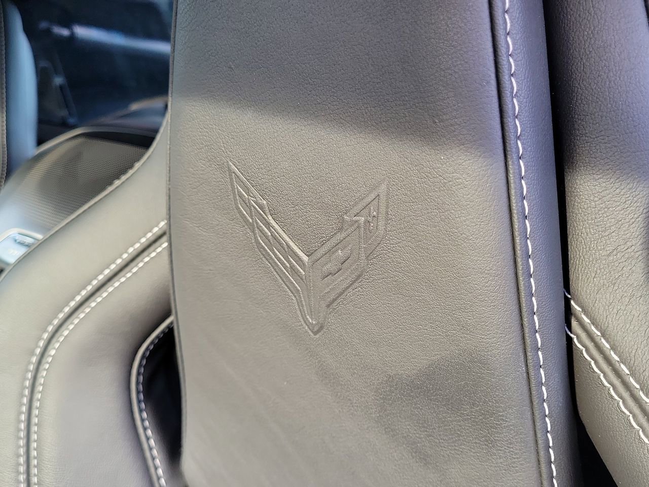 Used 2021 Chevrolet Corvette Stingray Preferred Cpe w/ 2LT image 11