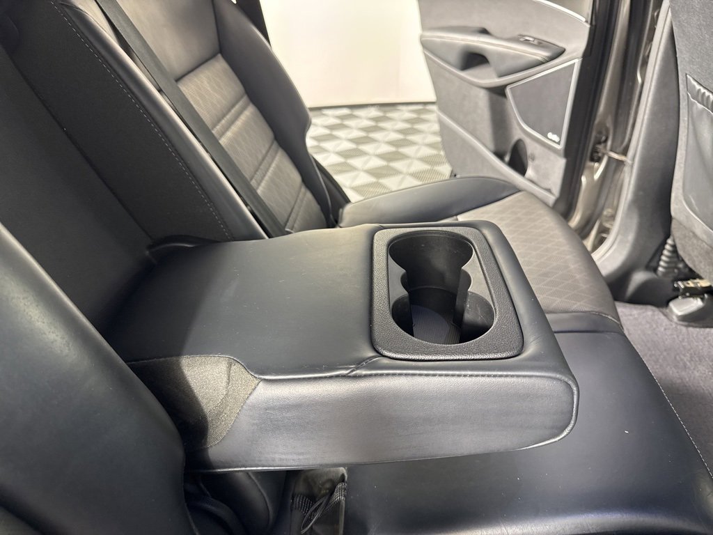 Used 2017 Kia Sorento SX image 40