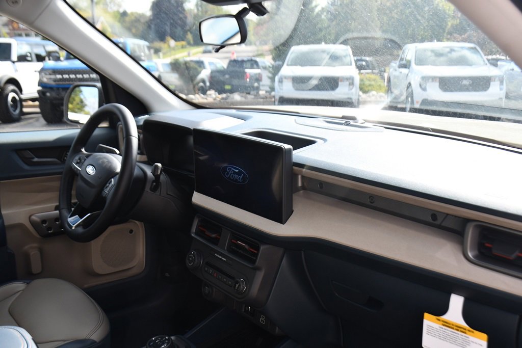 New 2025 Ford Maverick Lariat image 15