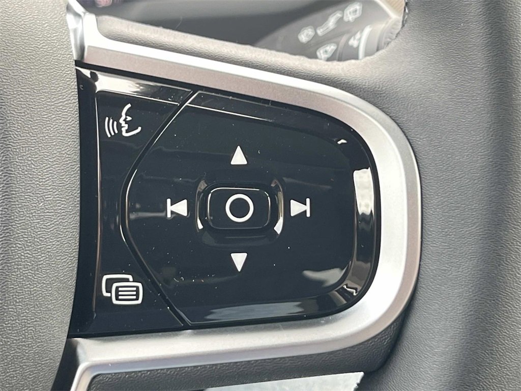 New 2026 Volvo XC90 B6 Ultra image 26