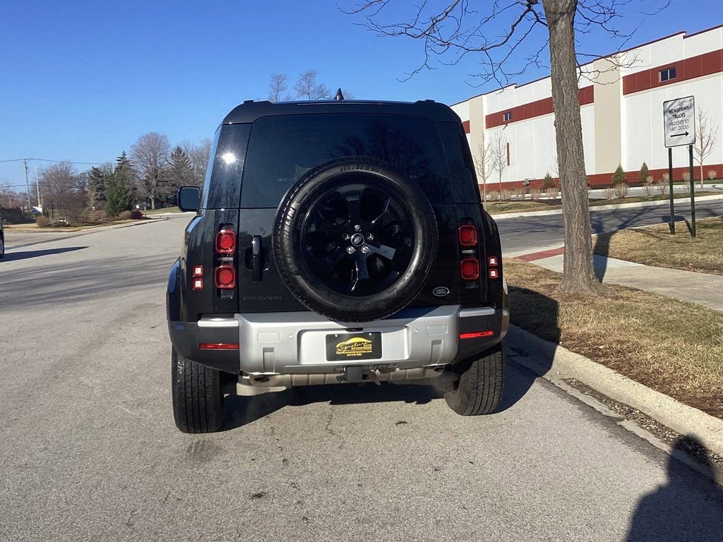 Used 2023 Land Rover Defender 90 S image 3