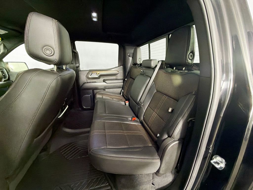 Used 2024 Chevrolet Silverado 1500 High Country w/ Midnight Edition image 26
