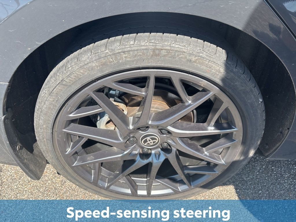 Used 2025 Toyota Camry SE image 9