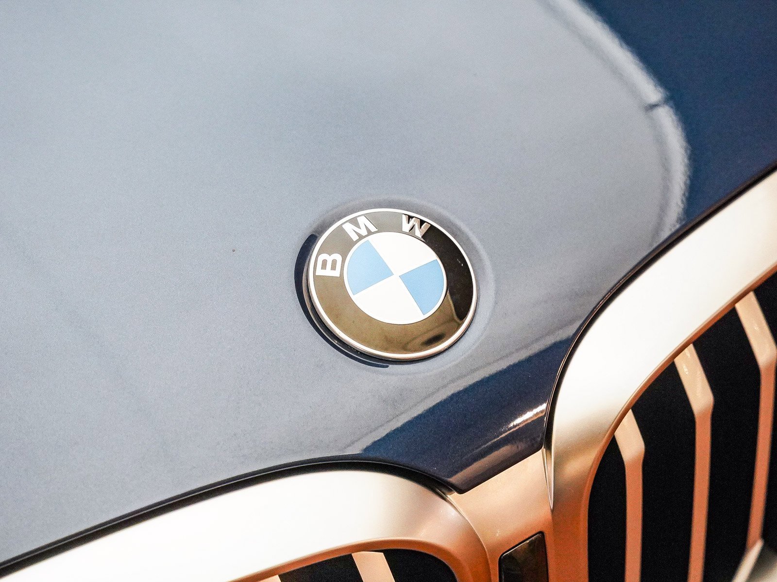 Used 2023 BMW X3 xDrive30i w/ Premium Package w/ZPA image 6