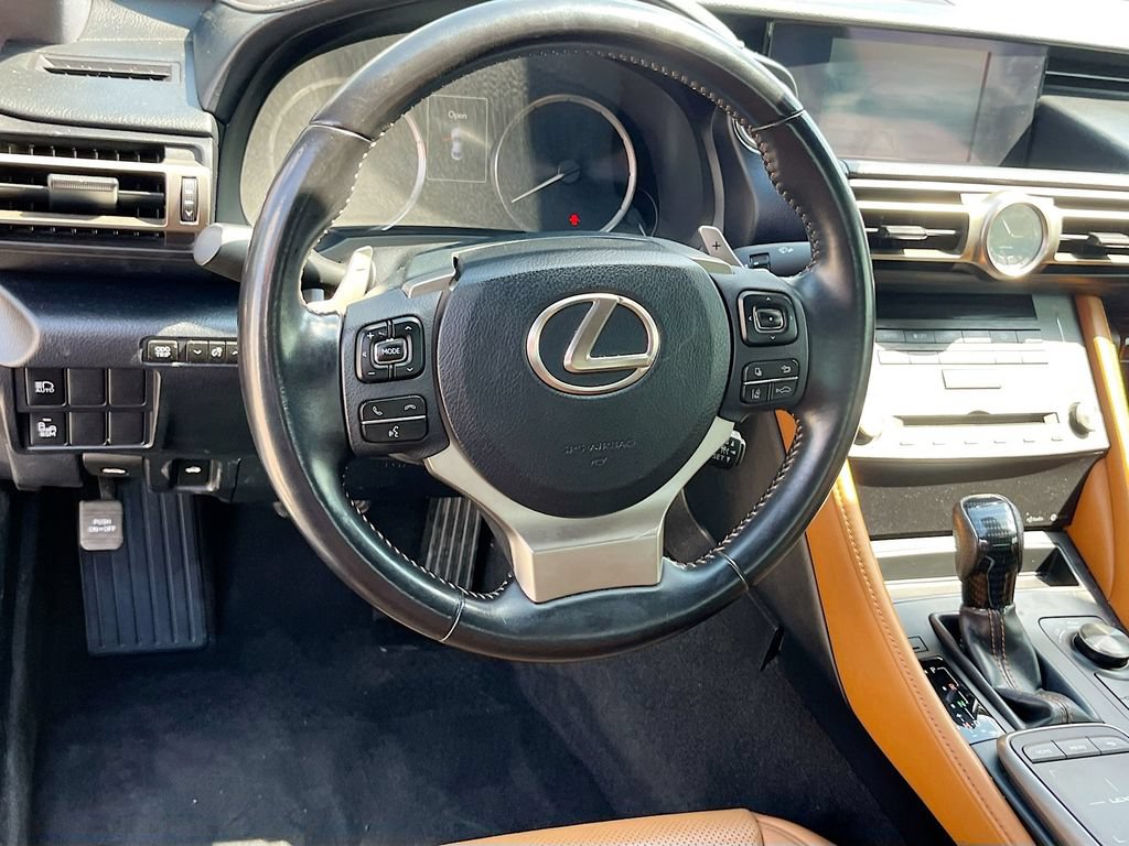 Used 2020 Lexus RC 300 w/ Accessory Package RWD image 11