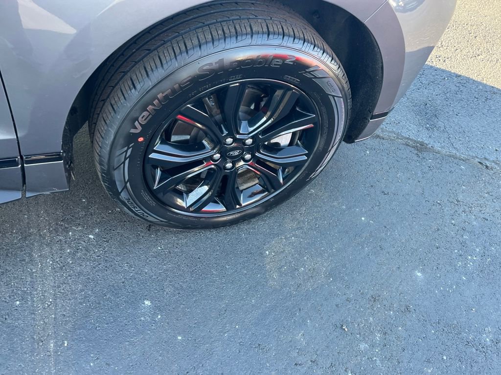 Used 2024 Ford Edge SE w/ Black Appearance Package image 30