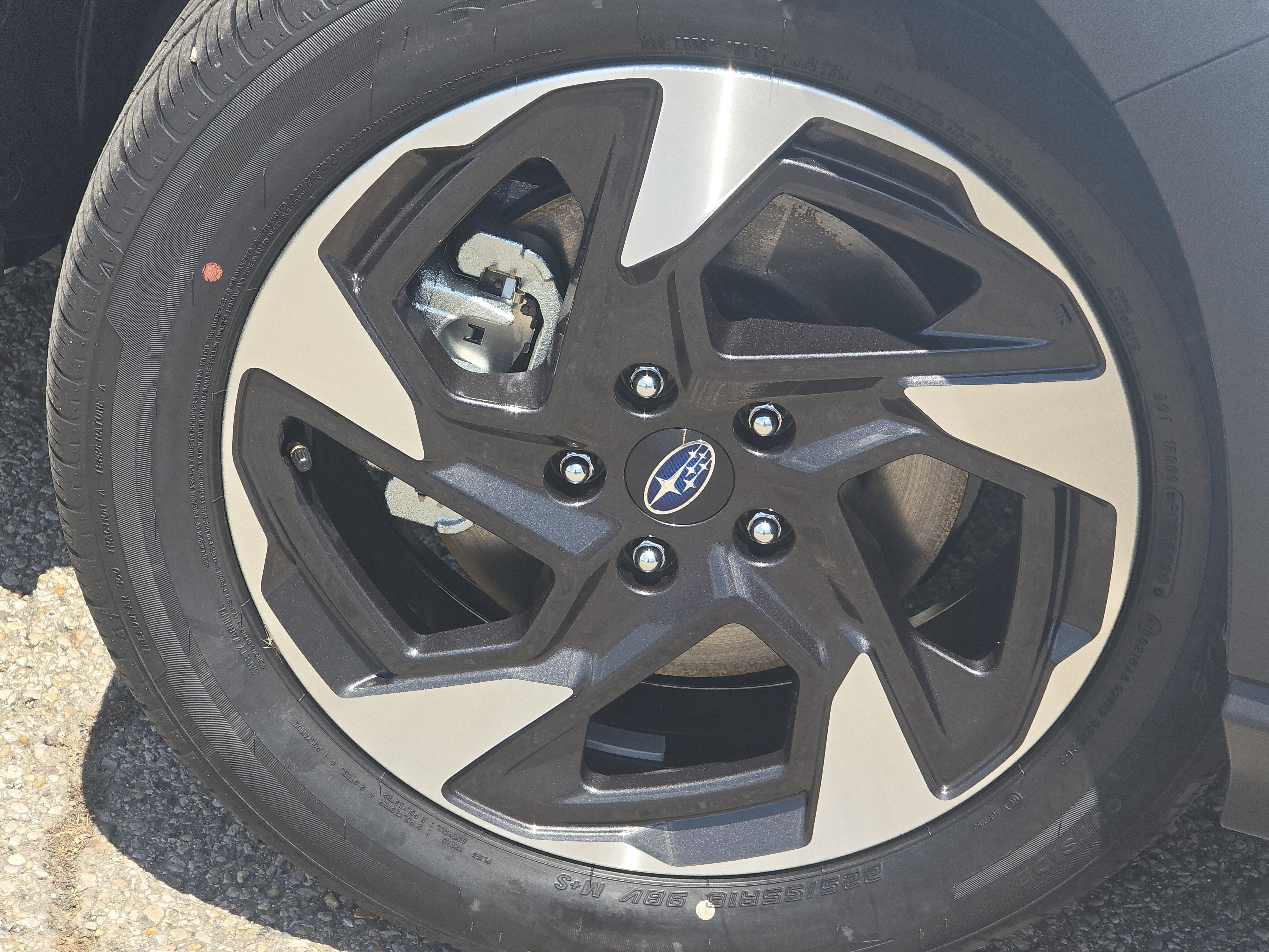 New 2025 Subaru Crosstrek 2.5i Limited w/ Crosstrek Mirror Package image 17