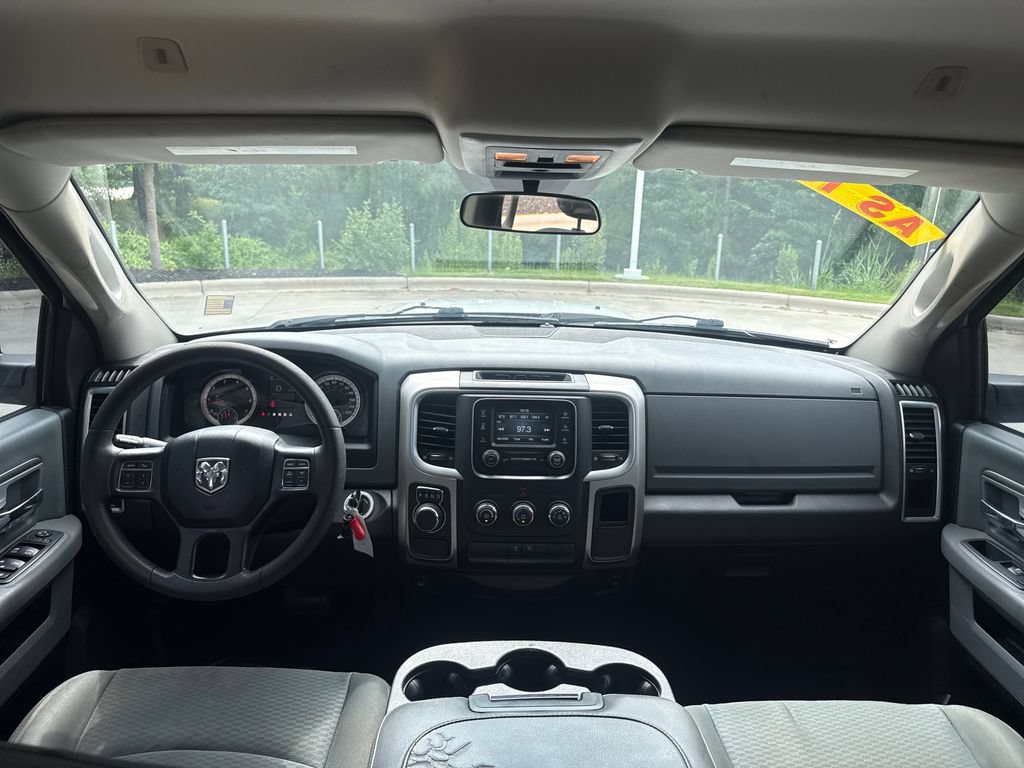 Used 2019 RAM 1500 Classic SLT RWD image 16