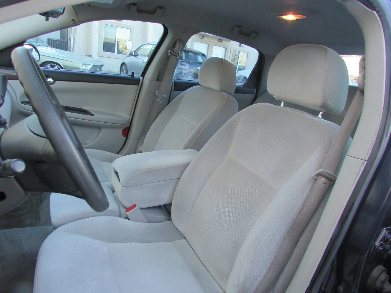 Used 2008 Chevrolet Impala LS FWD image 12