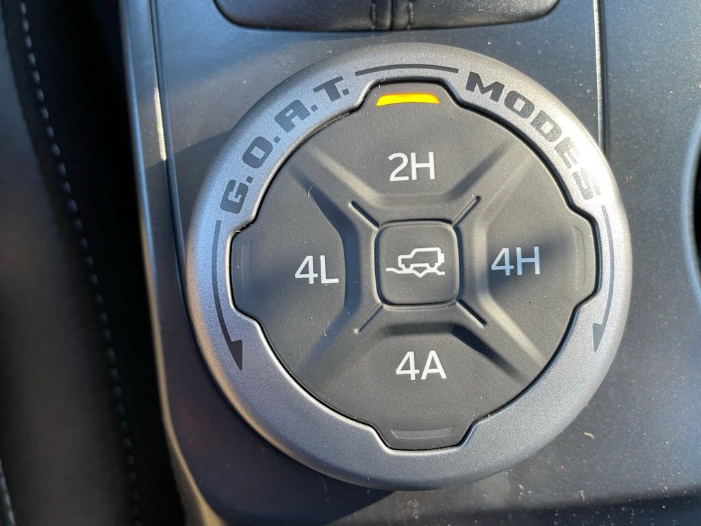 New 2025 Ford Bronco Badlands image 14