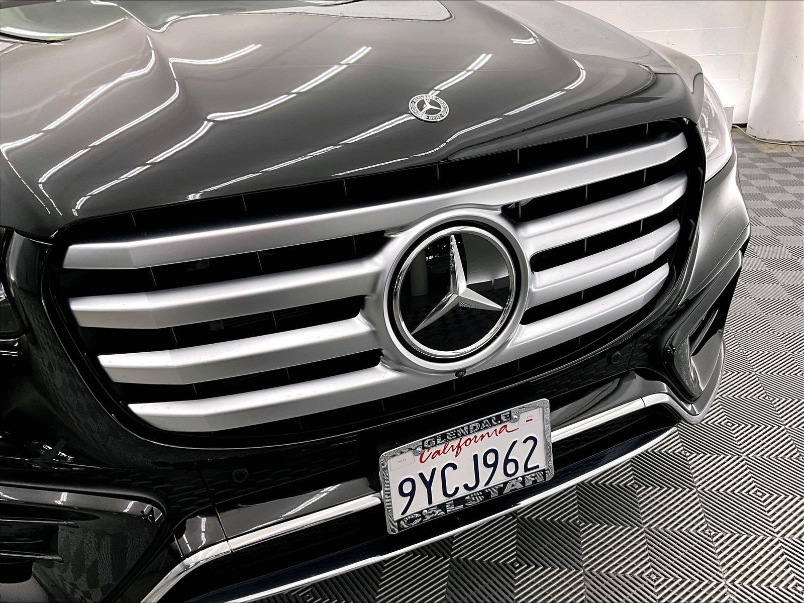 Used 2026 Mercedes-Benz GLS 450 4MATIC image 31