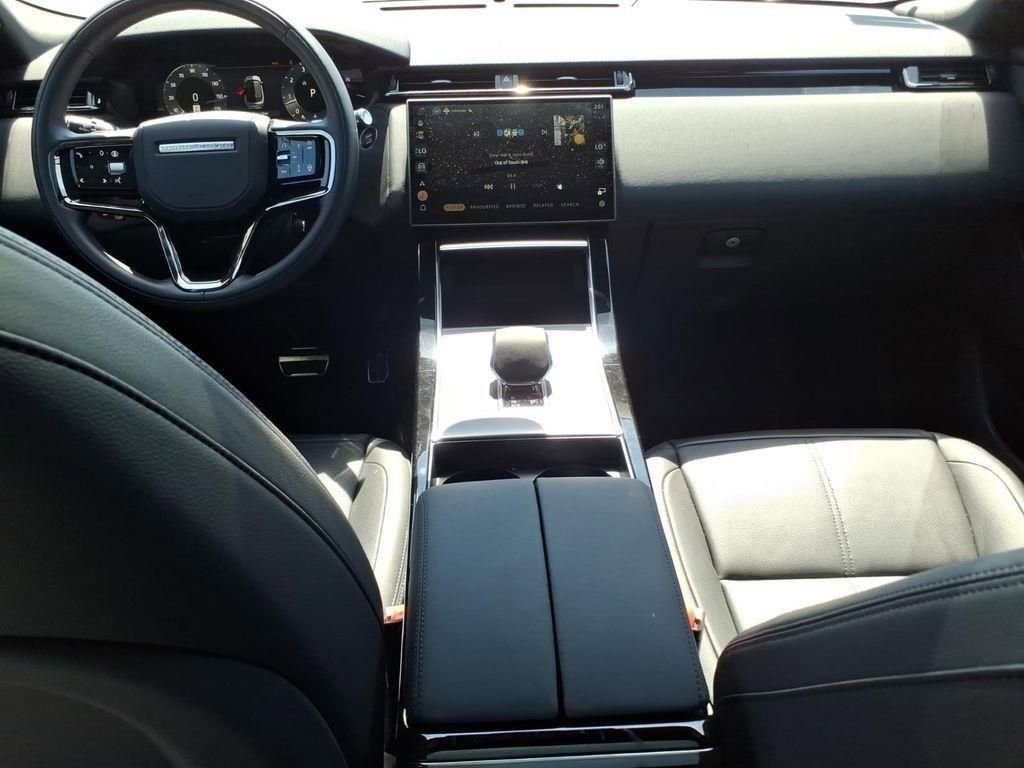 Used 2025 Land Rover Range Rover Velar Dynamic SE AWD/4WD image 13