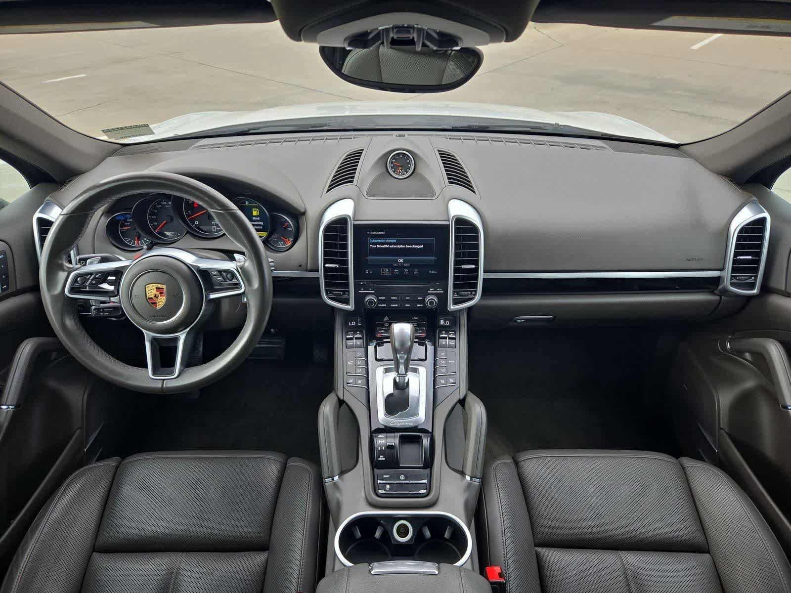 Used 2017 Porsche Cayenne AWD/4WD image 14