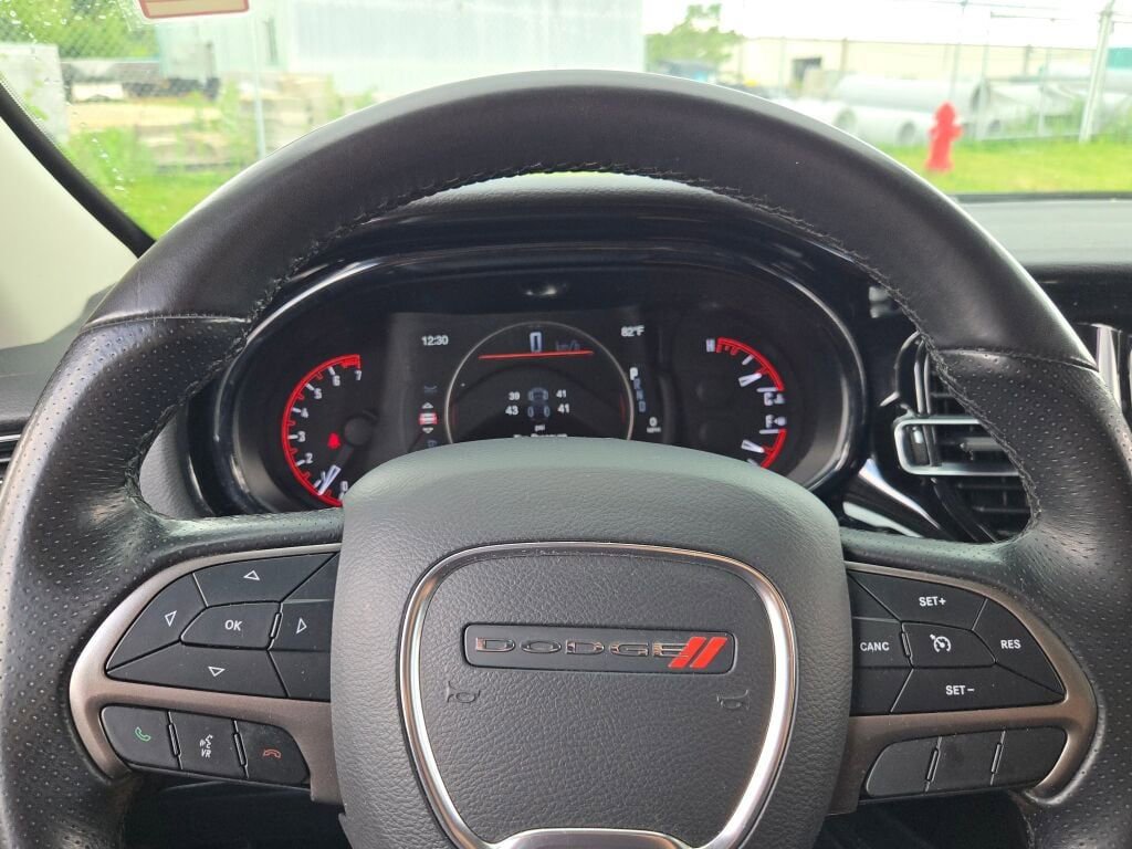Used 2022 Dodge Durango SXT AWD/4WD image 32