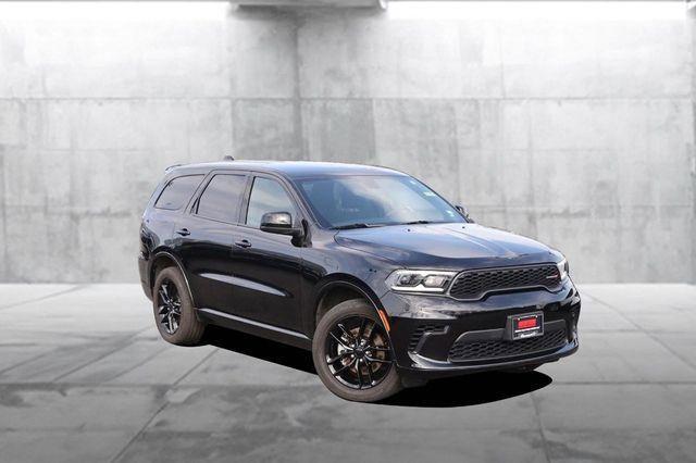 Used 2025 Dodge Durango GT image 2