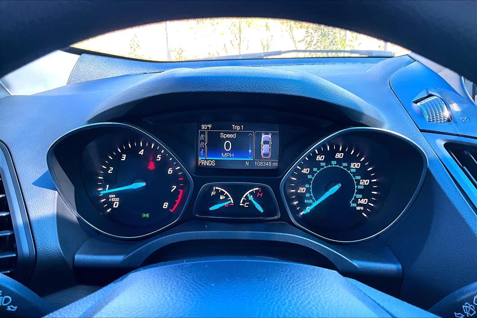 Used 2016 Ford Escape SE FWD image 25