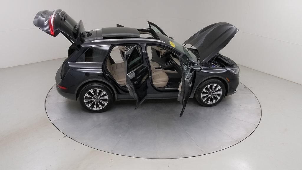 Used 2021 Lincoln Corsair Reserve FWD image 48