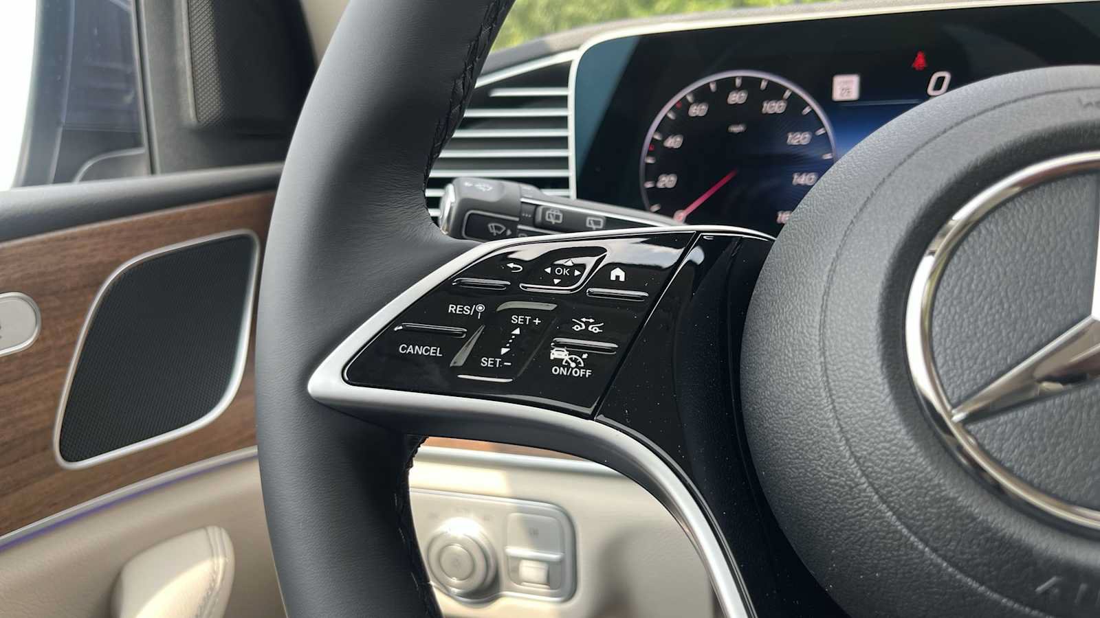 New 2026 Mercedes-Benz GLE 350 4MATIC image 39