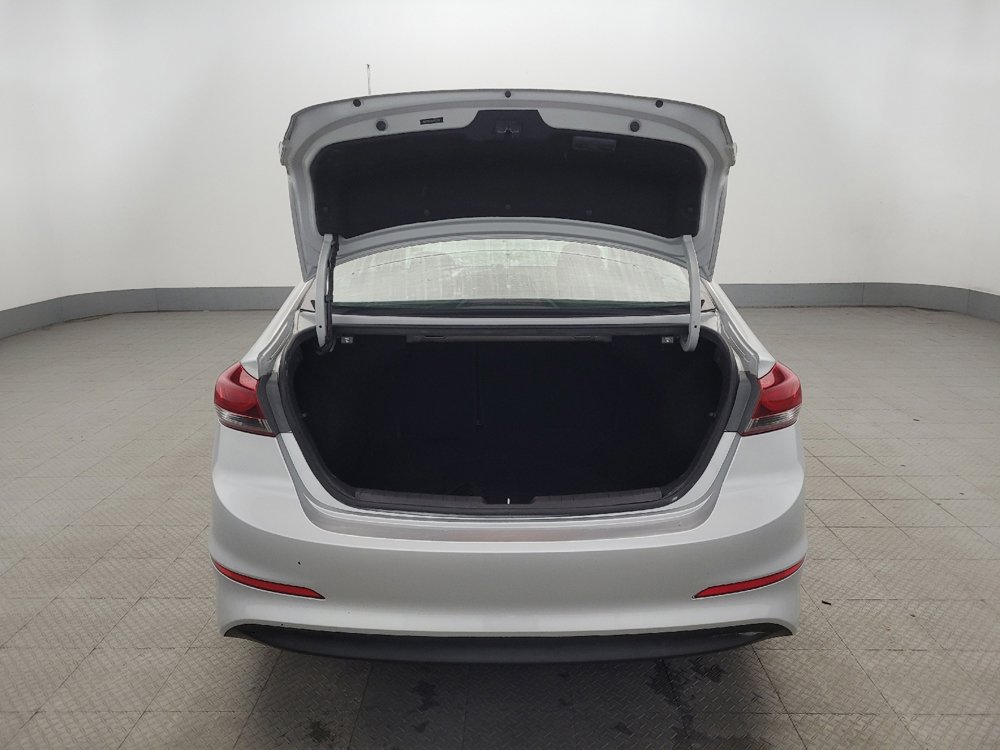 Used 2018 Hyundai Elantra SEL image 29