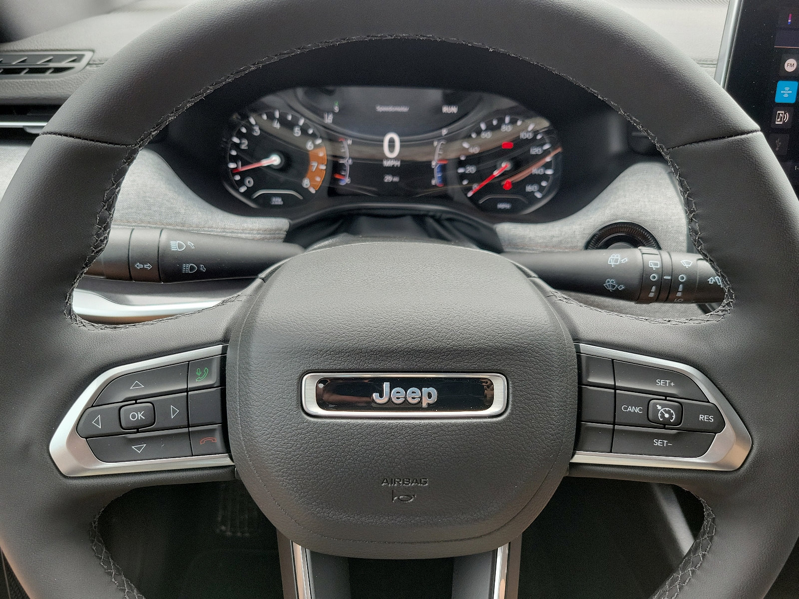 Used 2024 Jeep Compass Latitude w/ Sun and Sound Group image 13