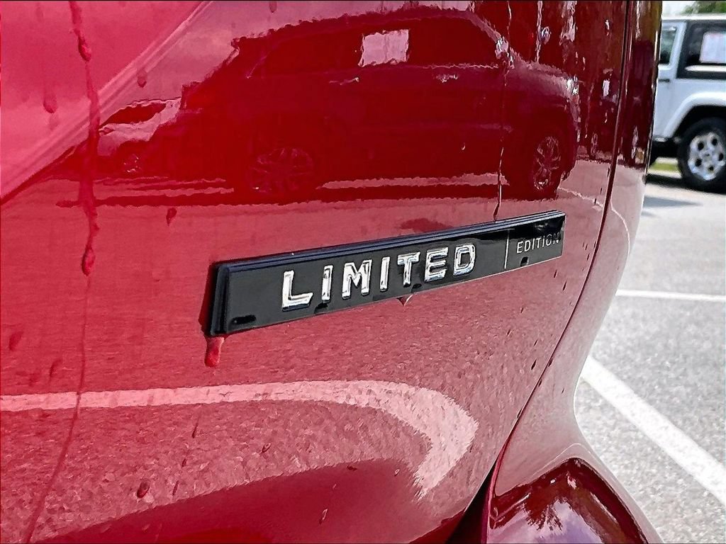 New 2026 Mitsubishi Outlander LE FWD image 10