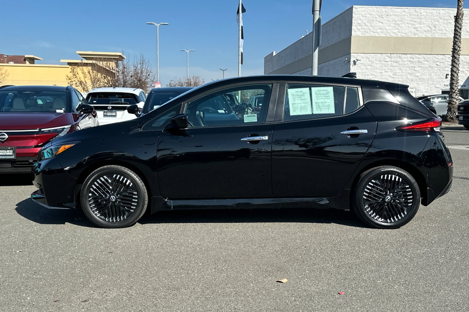 Certified 2023 Nissan Leaf SV Plus image 7