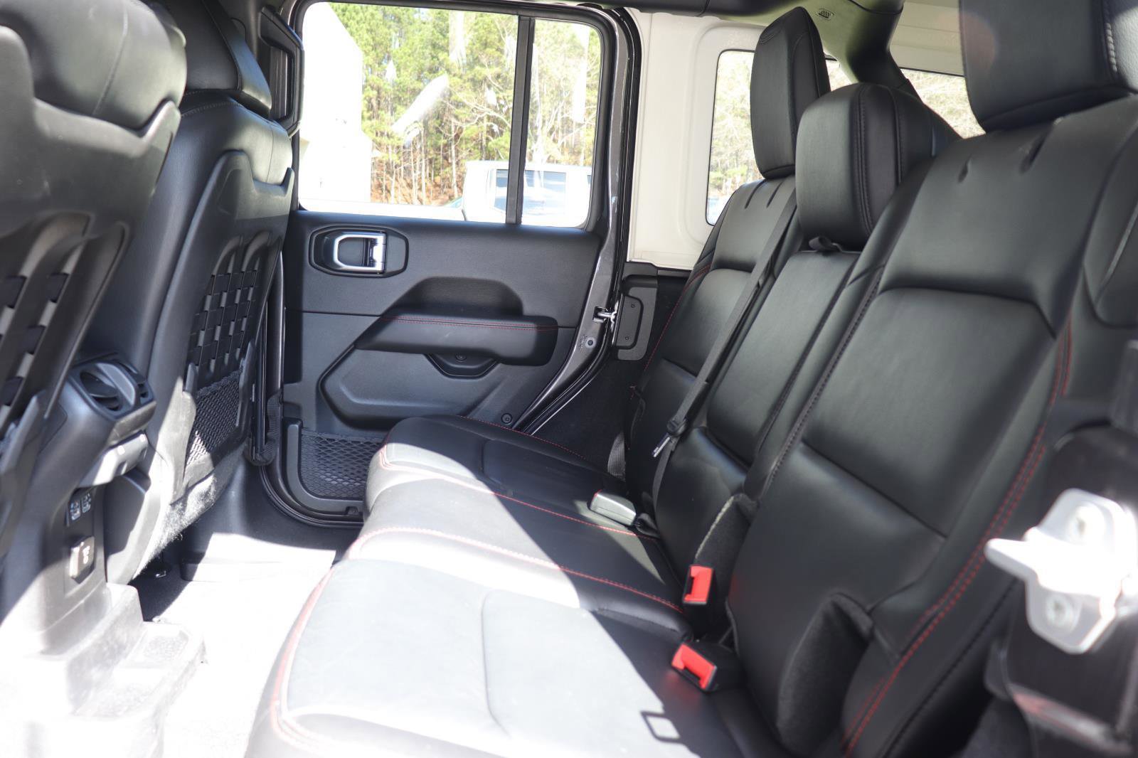 Used 2019 Jeep Wrangler Unlimited Rubicon image 13