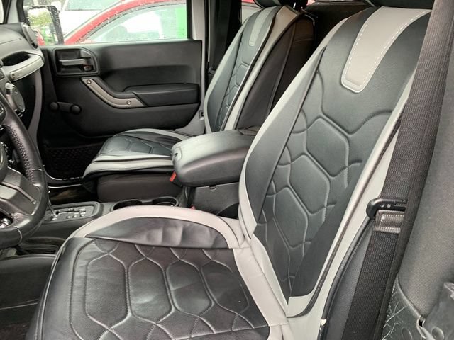 Used 2018 Jeep Wrangler Sport AWD/4WD image 7