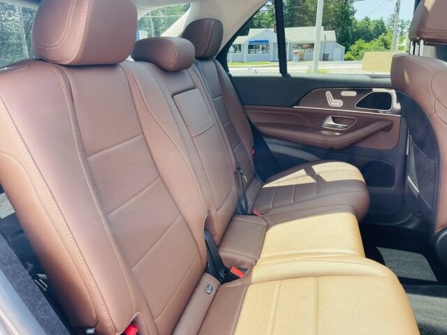 Used 2024 Mercedes-Benz GLE 350 4MATIC w/ 3rd Row Seat Package image 14