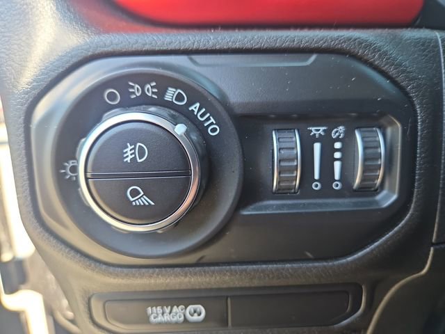 Used 2020 Jeep Gladiator Rubicon AWD/4WD image 18