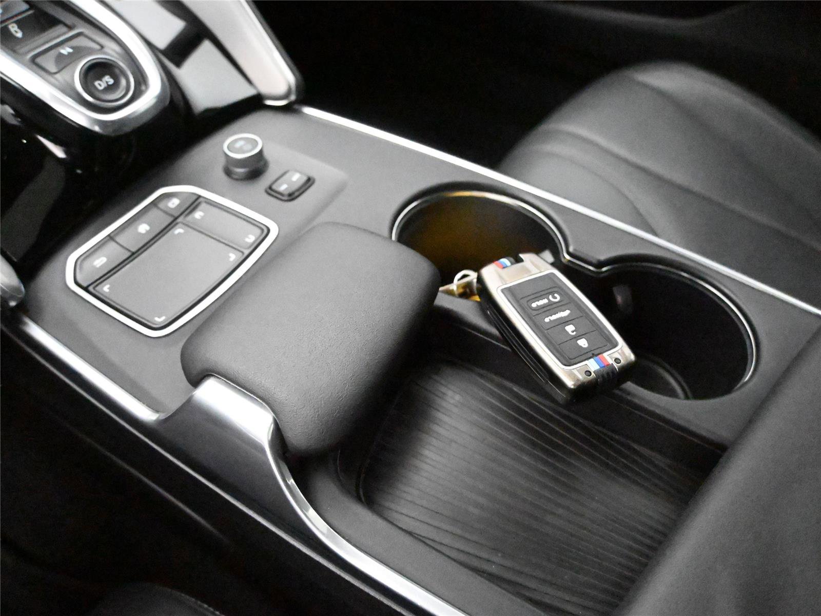 Certified 2022 Acura TLX w/ Technology Package image 5