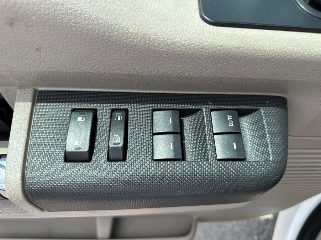 Used 2008 Ford F350 XL RWD image 26