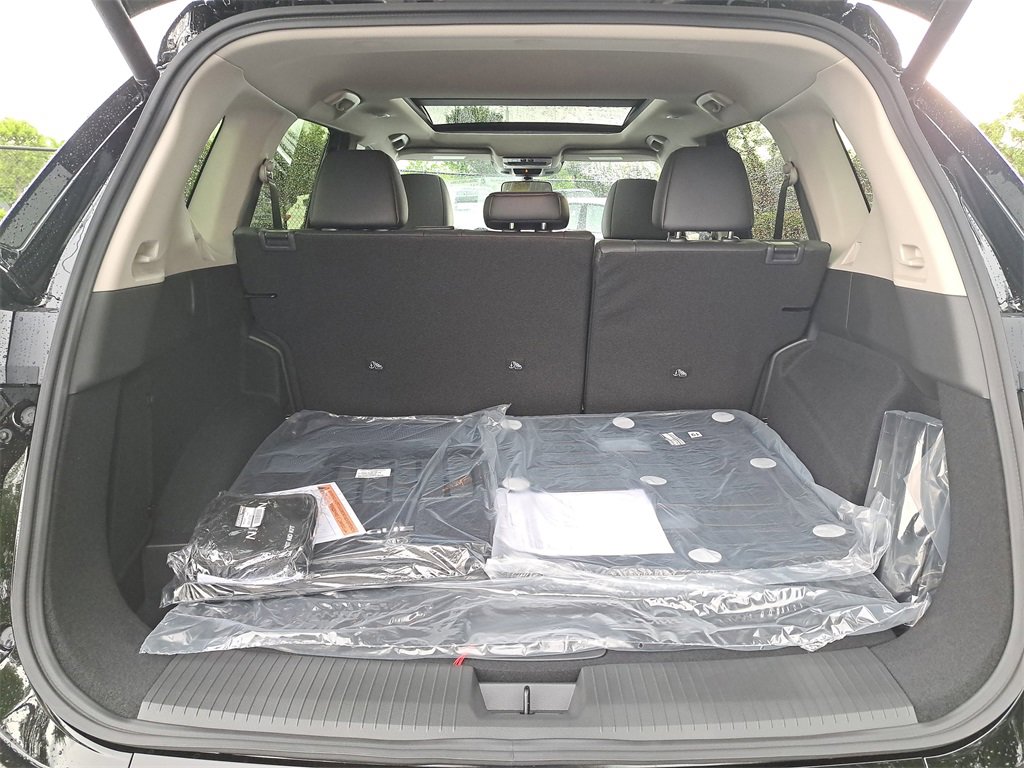 New 2026 Nissan Rogue SV image 10