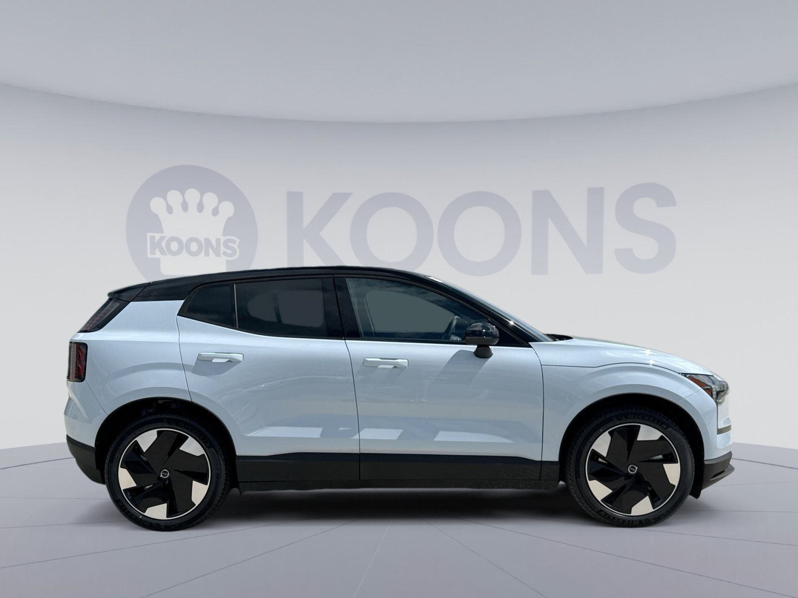 New 2026 Volvo EX30 Plus w/ Protection Package Premier AWD/4WD image 8