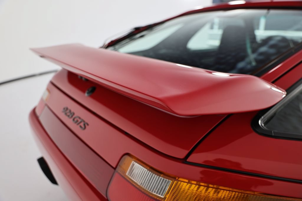 Used 1994 Porsche 928 GTS RWD image 16