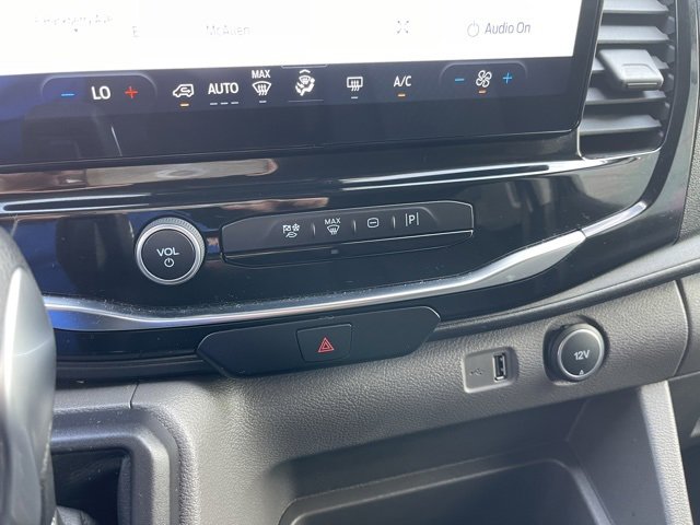 Used 2023 Ford Transit 350 XLT image 13